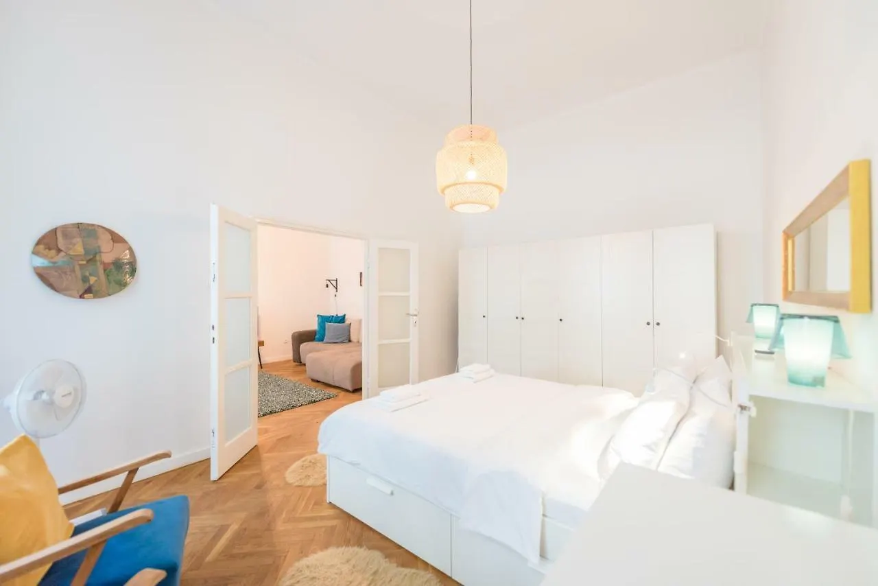 Oasis Apartments - Liberty Square Βουδαπέστη